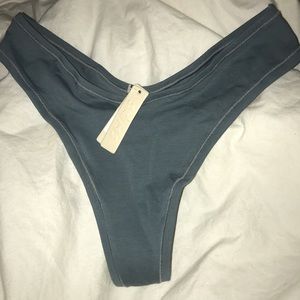 Skims body collection high waisted thong